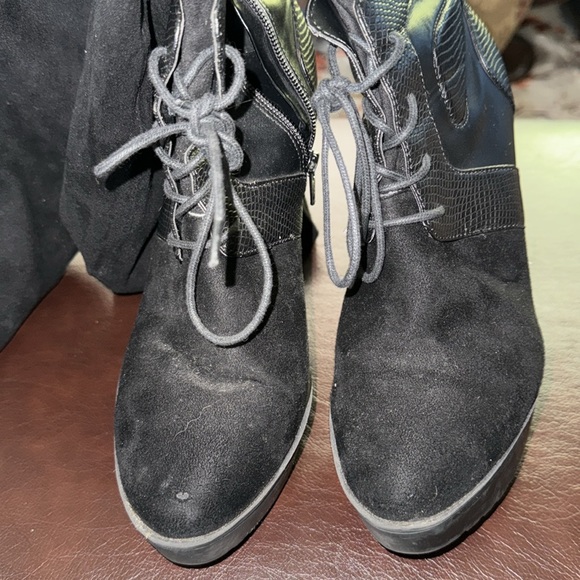 Jennifer lopez high knee boots - Picture 5 of 7